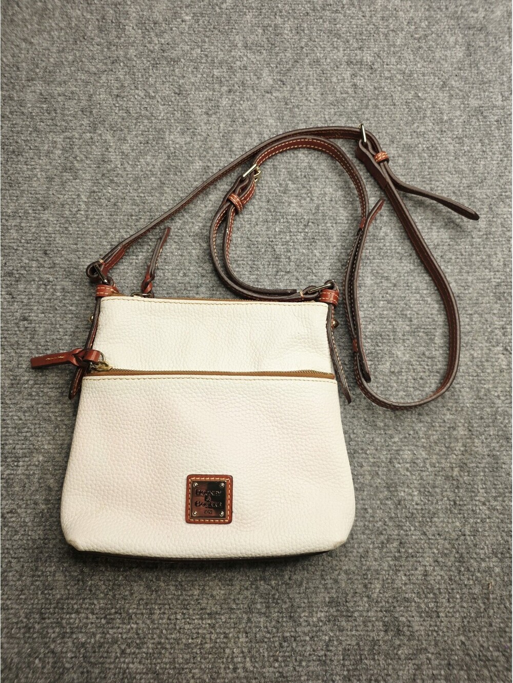 Dooney & Bourke Pebble Grain Leather Crossbody Bag Cream Bone White Brown Trim